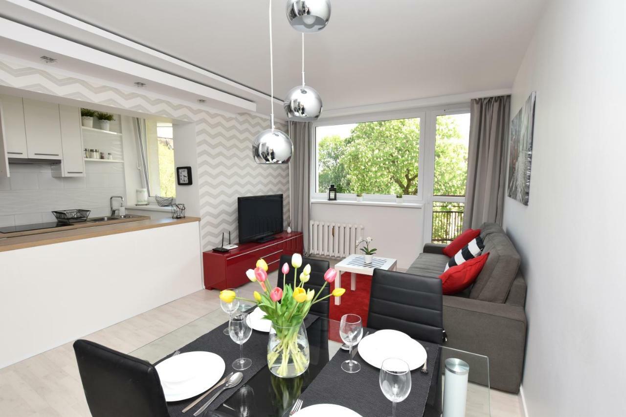 Ferienwohnung Apartament Rosso Thorn Exterior foto